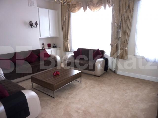 Spacious three double bedroom house in a great location  Tabley Road, Holloway